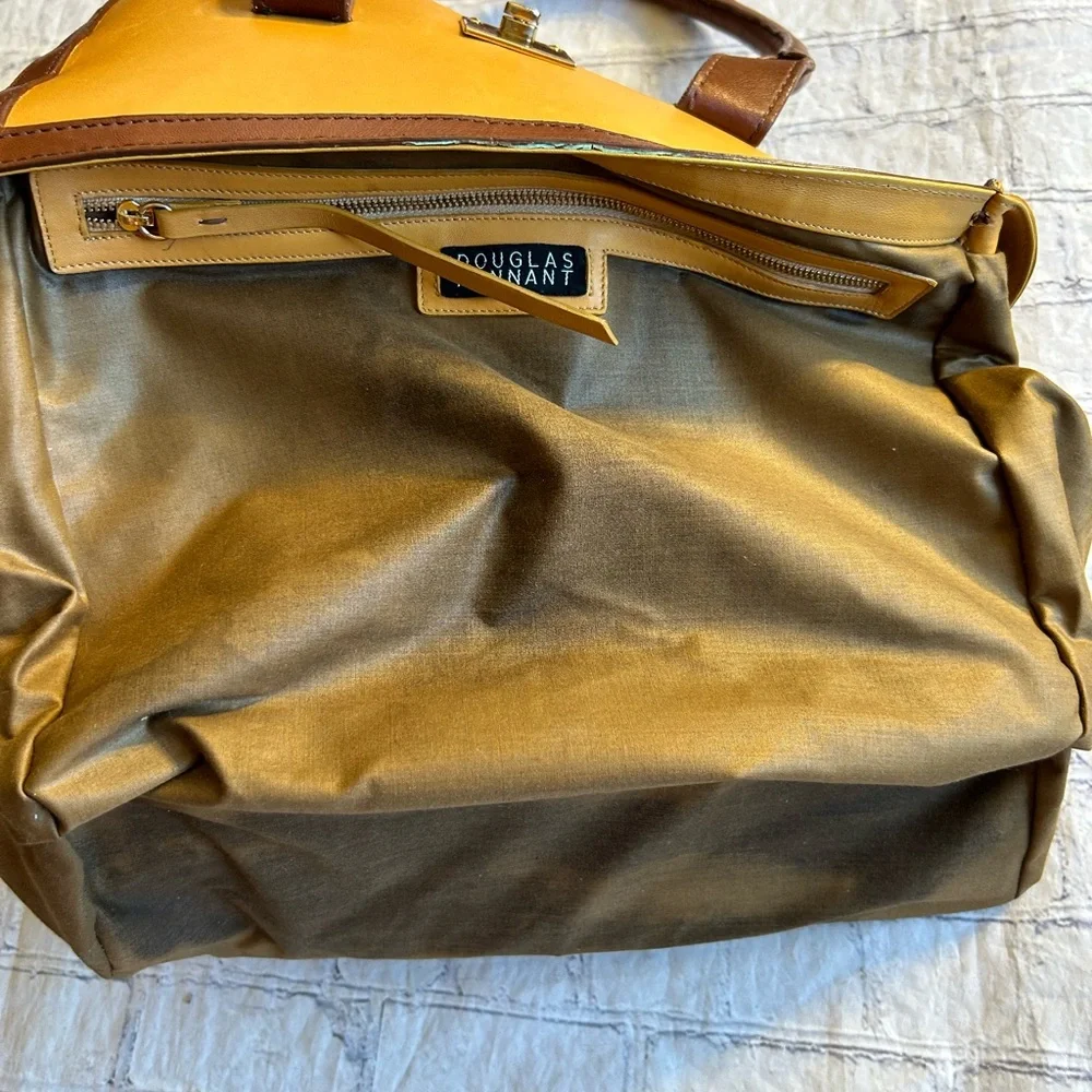 DOUGLAS HANNANT MUSTARD GOLD BROWN TRIM GOLD HARDWARE FEET TURN LOCK SATCHEL BAG - Picture 14 of 16